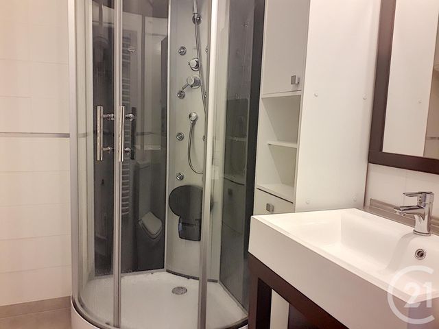 Appartement T1 à louer - 1 pièce - 31.58 m2 - TROYES - 10 - CHAMPAGNE-ARDENNE - Century 21 Martinot Immobilier
