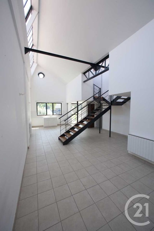 Appartement F3 bis à louer - 3 pièces - 83.56 m2 - TROYES - 10 - CHAMPAGNE-ARDENNE - Century 21 Martinot Immobilier
