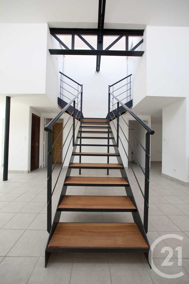 Appartement F3 bis à louer - 3 pièces - 83.56 m2 - TROYES - 10 - CHAMPAGNE-ARDENNE - Century 21 Martinot Immobilier