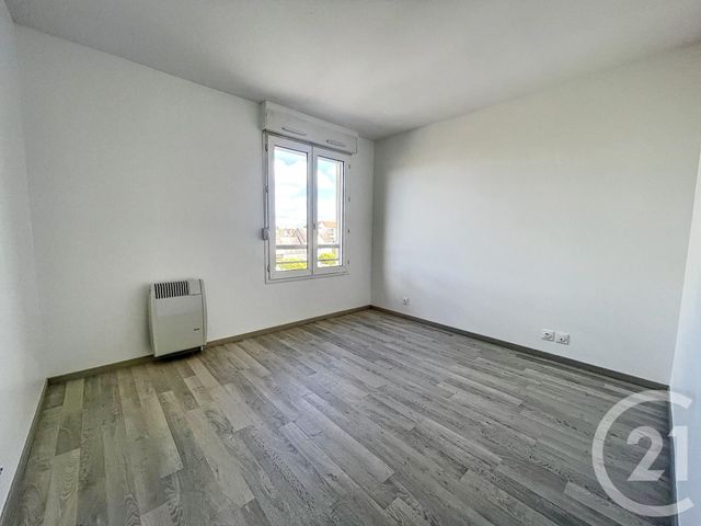 Appartement F2 à louer - 2 pièces - 49.0 m2 - ST ANDRE LES VERGERS - 10 - CHAMPAGNE-ARDENNE - Century 21 Martinot Immobilier