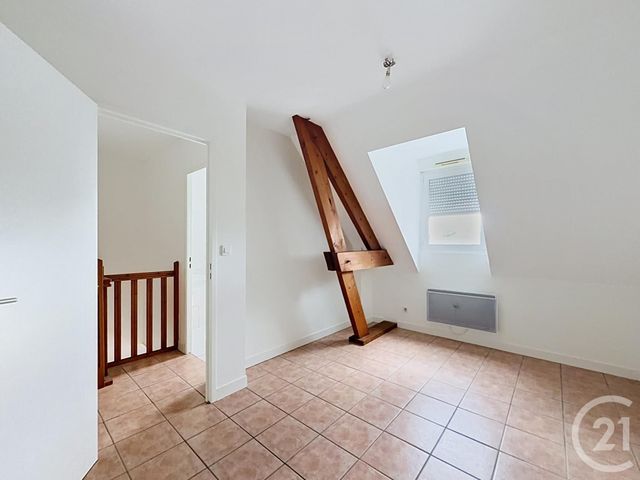 Appartement T2 à louer - 2 pièces - 34.57 m2 - TROYES - 10 - CHAMPAGNE-ARDENNE - Century 21 Martinot Immobilier