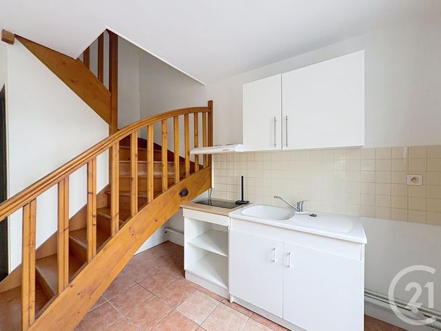 Appartement T2 à louer - 2 pièces - 34.57 m2 - TROYES - 10 - CHAMPAGNE-ARDENNE - Century 21 Martinot Immobilier