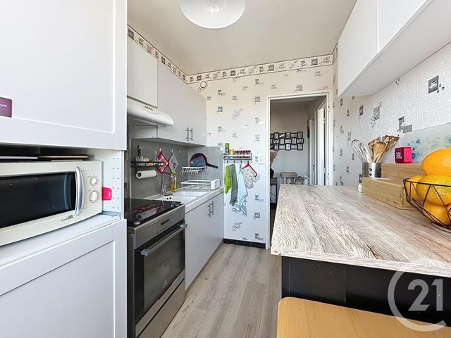 Appartement à vendre - 2 pièces - 44.84 m2 - TROYES - 10 - CHAMPAGNE-ARDENNE - Century 21 Martinot Immobilier