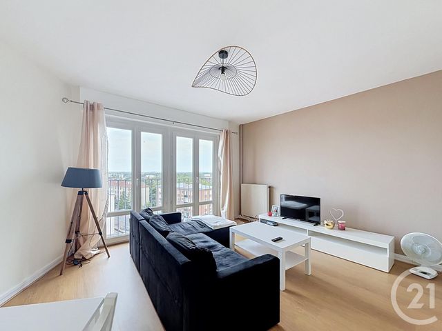 Appartement à vendre - 2 pièces - 52.0 m2 - ST ANDRE LES VERGERS - 10 - CHAMPAGNE-ARDENNE - Century 21 Martinot Immobilier