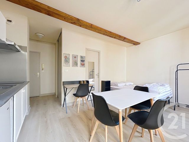 Appartement Studio à louer - 1 pièce - 22.75 m2 - TROYES - 10 - CHAMPAGNE-ARDENNE - Century 21 Martinot Immobilier