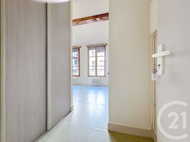 Appartement Studio à louer - 1 pièce - 22.75 m2 - TROYES - 10 - CHAMPAGNE-ARDENNE - Century 21 Martinot Immobilier