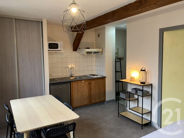 Appartement Studio à louer - 1 pièce - 22.75 m2 - TROYES - 10 - CHAMPAGNE-ARDENNE - Century 21 Martinot Immobilier