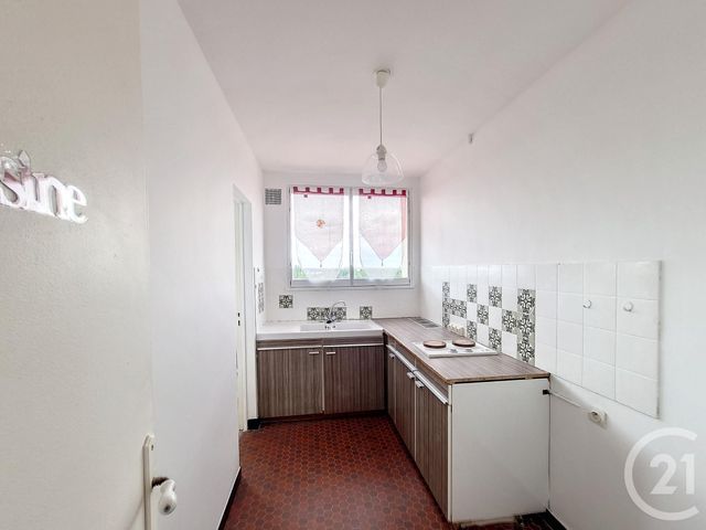 Appartement F1 à louer - 1 pièce - 35.0 m2 - TROYES - 10 - CHAMPAGNE-ARDENNE - Century 21 Martinot Immobilier