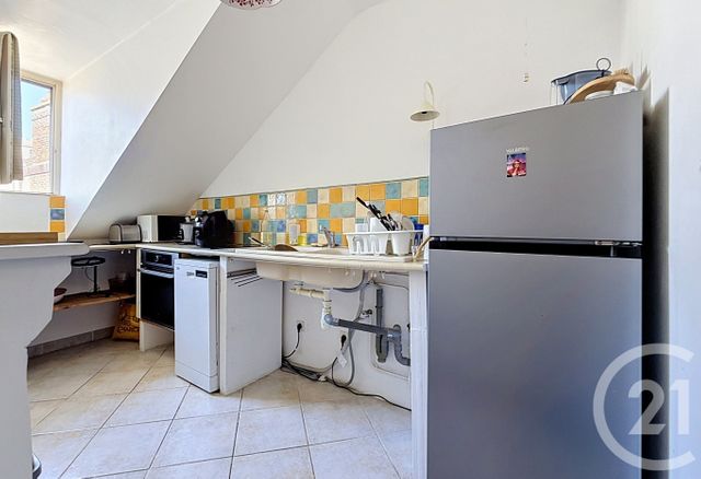 Appartement F3 à louer - 3 pièces - 44.0 m2 - TROYES - 10 - CHAMPAGNE-ARDENNE - Century 21 Martinot Immobilier