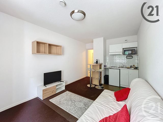 Appartement Studio à louer - 1 pièce - 21.0 m2 - TROYES - 10 - CHAMPAGNE-ARDENNE - Century 21 Martinot Immobilier