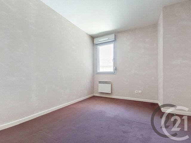 Appartement à louer - 2 pièces - 40.0 m2 - TROYES - 10 - CHAMPAGNE-ARDENNE - Century 21 Martinot Immobilier