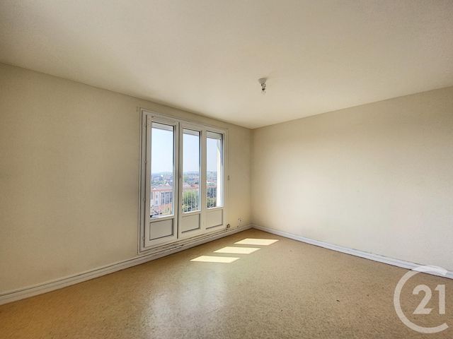 Appartement F1 à louer - 1 pièce - 25.0 m2 - TROYES - 10 - CHAMPAGNE-ARDENNE - Century 21 Martinot Immobilier