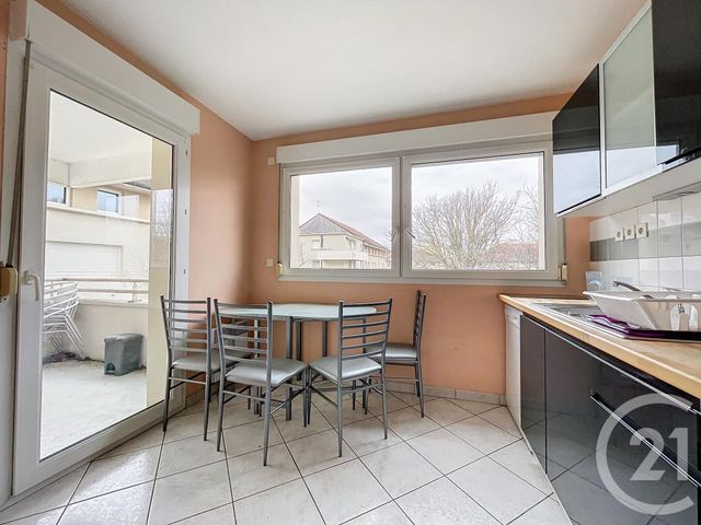 Appartement F2 à louer - 2 pièces - 50.8 m2 - TROYES - 10 - CHAMPAGNE-ARDENNE - Century 21 Martinot Immobilier