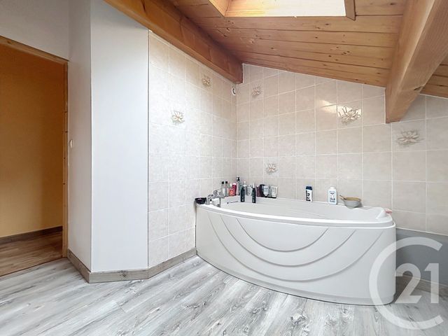 Appartement T5 à louer - 5 pièces - 135.0 m2 - STE SAVINE - 10 - CHAMPAGNE-ARDENNE - Century 21 Martinot Immobilier