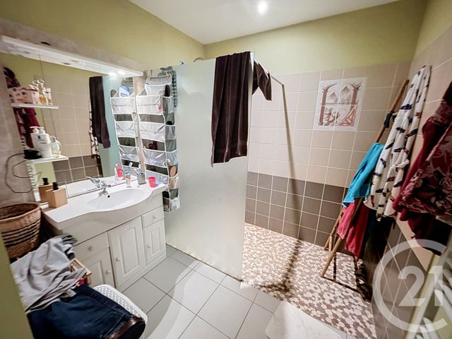 Appartement T5 à louer - 5 pièces - 135.0 m2 - STE SAVINE - 10 - CHAMPAGNE-ARDENNE - Century 21 Martinot Immobilier