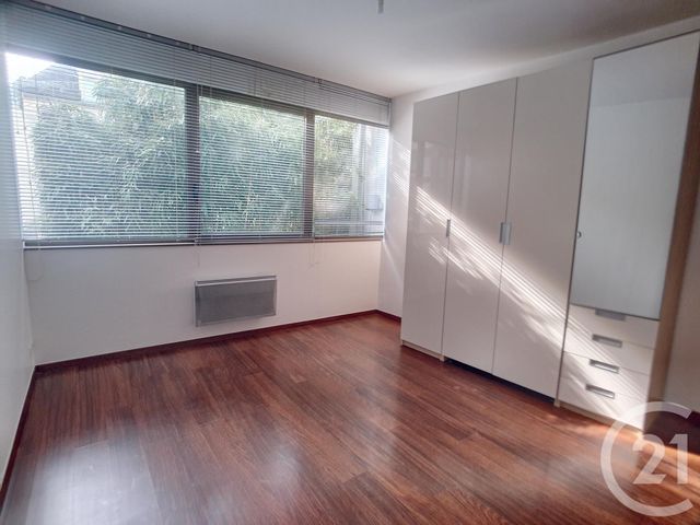 Appartement F3 à louer - 3 pièces - 74.0 m2 - TROYES - 10 - CHAMPAGNE-ARDENNE - Century 21 Martinot Immobilier