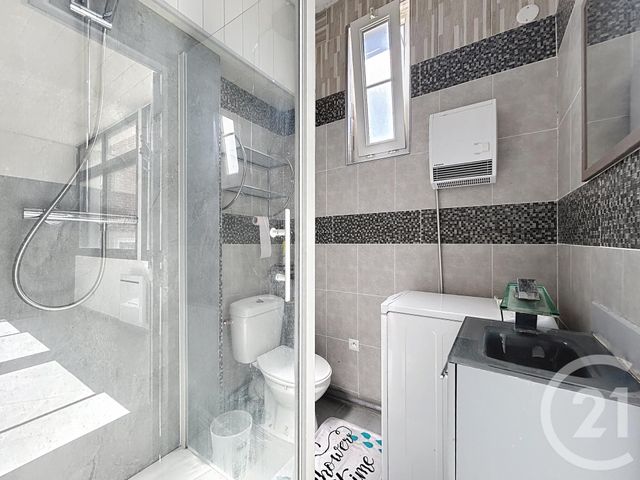Appartement F2 à louer - 2 pièces - 49.0 m2 - TROYES - 10 - CHAMPAGNE-ARDENNE - Century 21 Martinot Immobilier