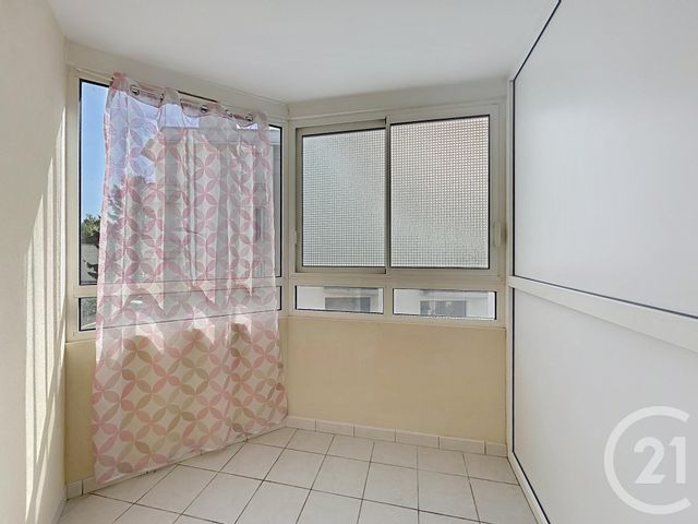 Appartement F3 à louer - 3 pièces - 64.0 m2 - TROYES - 10 - CHAMPAGNE-ARDENNE - Century 21 Martinot Immobilier