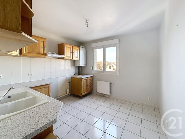 Appartement F3 à louer - 3 pièces - 64.0 m2 - TROYES - 10 - CHAMPAGNE-ARDENNE - Century 21 Martinot Immobilier