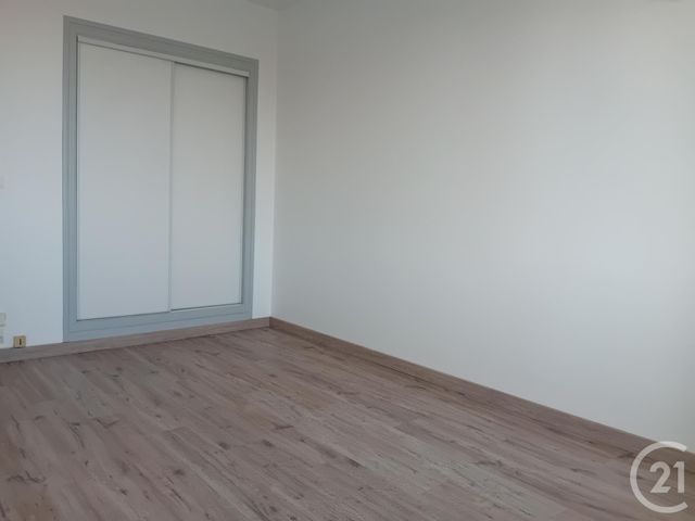 Appartement T2 à louer - 2 pièces - 40.0 m2 - TROYES - 10 - CHAMPAGNE-ARDENNE - Century 21 Martinot Immobilier