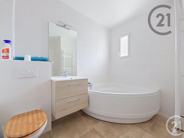 Appartement F3 à vendre - 3 pièces - 71.0 m2 - LA RIVIERE DE CORPS - 10 - CHAMPAGNE-ARDENNE - Century 21 Martinot Immobilier
