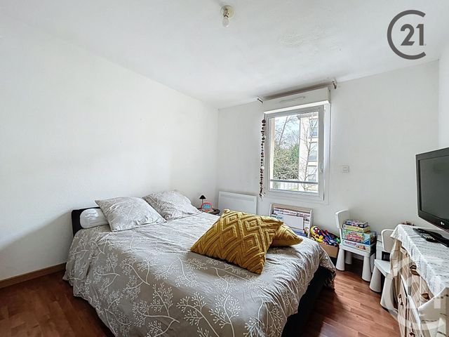 Appartement F2 à vendre - 2 pièces - 43.9 m2 - STE SAVINE - 10 - CHAMPAGNE-ARDENNE - Century 21 Martinot Immobilier