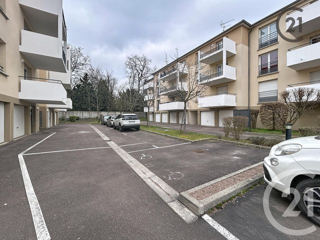 Appartement F2 à vendre - 2 pièces - 43.9 m2 - STE SAVINE - 10 - CHAMPAGNE-ARDENNE - Century 21 Martinot Immobilier
