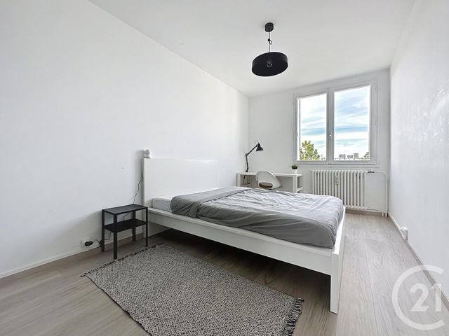Appartement F4 à vendre - 4 pièces - 75.0 m2 - ST ANDRE LES VERGERS - 10 - CHAMPAGNE-ARDENNE - Century 21 Martinot Immobilier