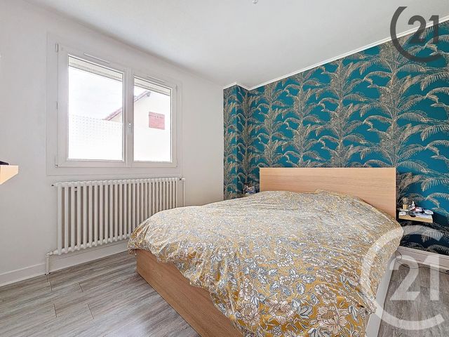 maison à vendre - 3 pièces - 53.0 m2 - ST JULIEN LES VILLAS - 10 - CHAMPAGNE-ARDENNE - Century 21 Martinot Immobilier