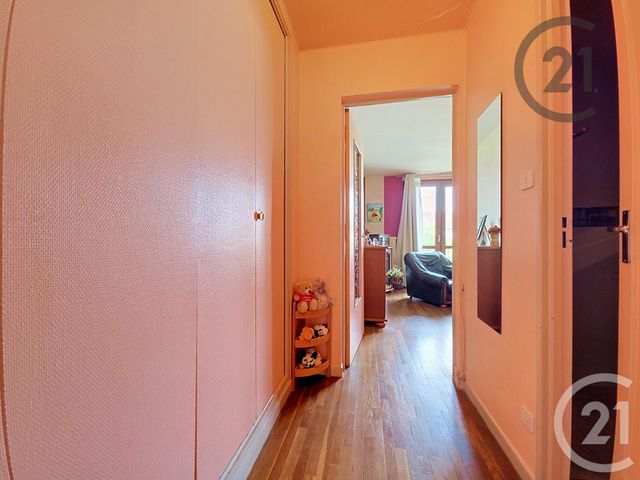 Appartement F1 à vendre - 1 pièce - 33.0 m2 - TROYES - 10 - CHAMPAGNE-ARDENNE - Century 21 Martinot Immobilier