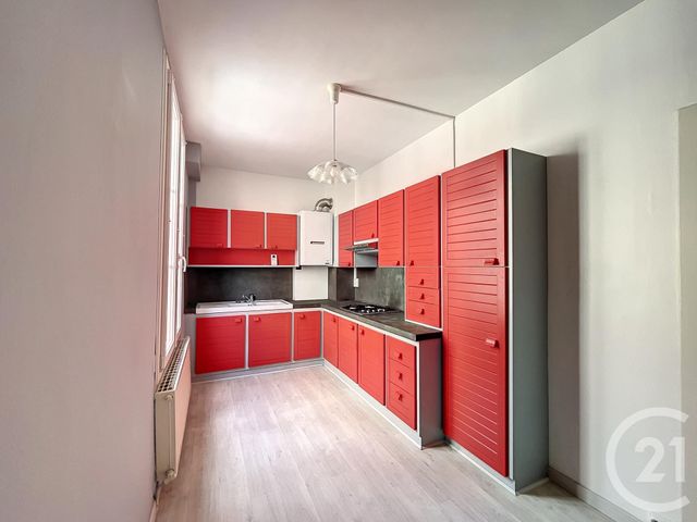 Appartement à louer - 3 pièces - 70.32 m2 - TROYES - 10 - CHAMPAGNE-ARDENNE - Century 21 Martinot Immobilier
