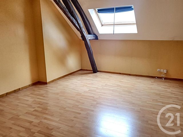 maison à louer - 3 pièces - 65.0 m2 - LA CHAPELLE ST LUC - 10 - CHAMPAGNE-ARDENNE - Century 21 Martinot Immobilier