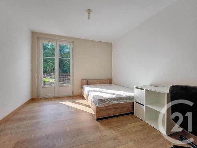 Appartement T4 à louer - 4 pièces - 63.75 m2 - TROYES - 10 - CHAMPAGNE-ARDENNE - Century 21 Martinot Immobilier