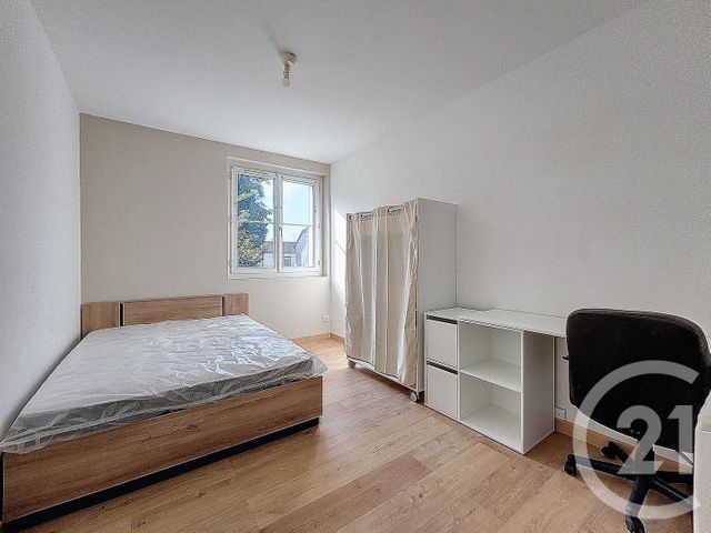 Appartement T4 à louer - 4 pièces - 63.75 m2 - TROYES - 10 - CHAMPAGNE-ARDENNE - Century 21 Martinot Immobilier