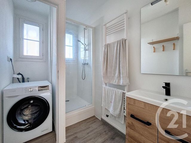 Appartement T4 à louer - 4 pièces - 63.75 m2 - TROYES - 10 - CHAMPAGNE-ARDENNE - Century 21 Martinot Immobilier