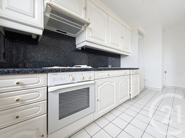 Appartement F2 à louer - 2 pièces - 43.0 m2 - TROYES - 10 - CHAMPAGNE-ARDENNE - Century 21 Martinot Immobilier