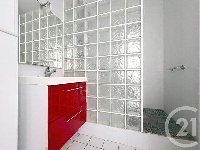 Appartement F2 à louer - 2 pièces - 43.0 m2 - TROYES - 10 - CHAMPAGNE-ARDENNE - Century 21 Martinot Immobilier