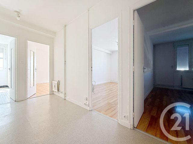 Appartement F3 à louer - 3 pièces - 64.5 m2 - TROYES - 10 - CHAMPAGNE-ARDENNE - Century 21 Martinot Immobilier