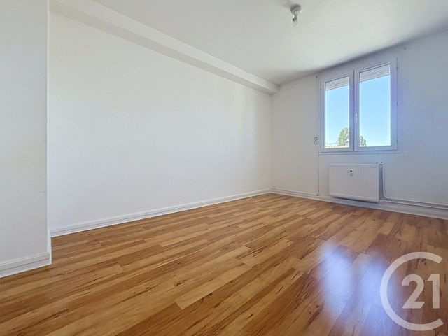 Appartement F3 à louer - 3 pièces - 64.5 m2 - TROYES - 10 - CHAMPAGNE-ARDENNE - Century 21 Martinot Immobilier