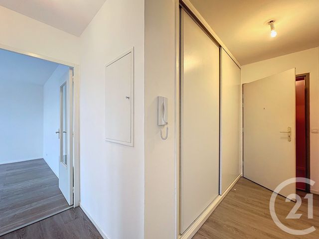 Appartement F2 à louer - 2 pièces - 40.9 m2 - TROYES - 10 - CHAMPAGNE-ARDENNE - Century 21 Martinot Immobilier