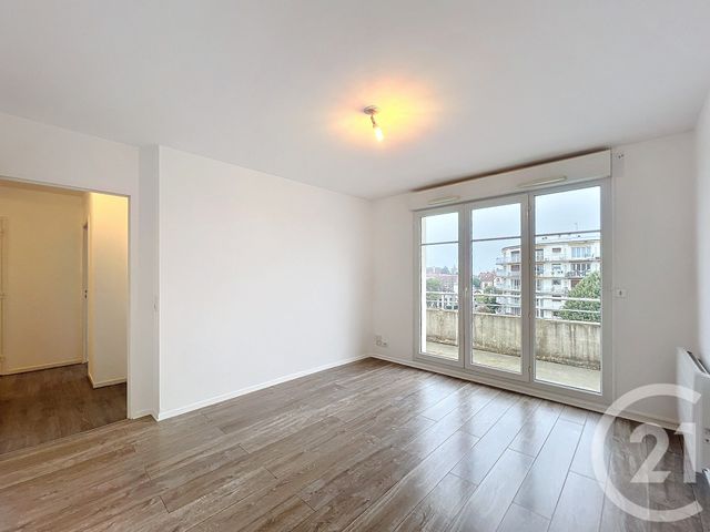 Appartement F2 à louer - 2 pièces - 40.9 m2 - TROYES - 10 - CHAMPAGNE-ARDENNE - Century 21 Martinot Immobilier
