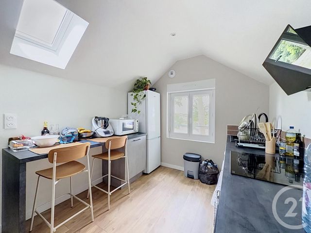 Appartement T2 à louer - 2 pièces - 29.0 m2 - ST PARRES AUX TERTRES - 10 - CHAMPAGNE-ARDENNE - Century 21 Martinot Immobilier