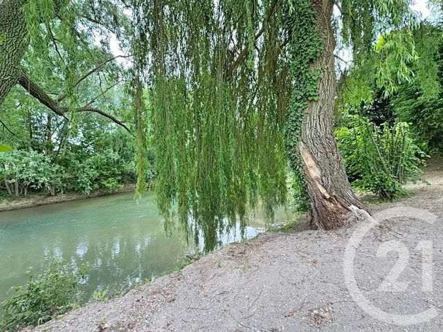 Appartement T2 à louer - 2 pièces - 29.0 m2 - ST PARRES AUX TERTRES - 10 - CHAMPAGNE-ARDENNE - Century 21 Martinot Immobilier