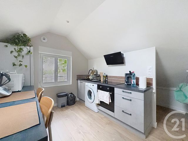 Appartement T2 à louer - 2 pièces - 29.0 m2 - ST PARRES AUX TERTRES - 10 - CHAMPAGNE-ARDENNE - Century 21 Martinot Immobilier
