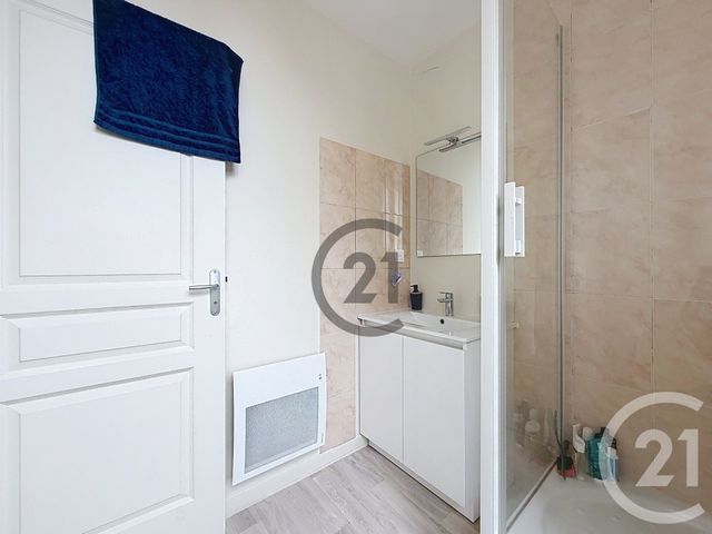 Appartement F2 à vendre - 2 pièces - 38.48 m2 - TROYES - 10 - CHAMPAGNE-ARDENNE - Century 21 Martinot Immobilier
