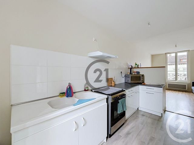 Appartement F2 à vendre - 2 pièces - 38.48 m2 - TROYES - 10 - CHAMPAGNE-ARDENNE - Century 21 Martinot Immobilier