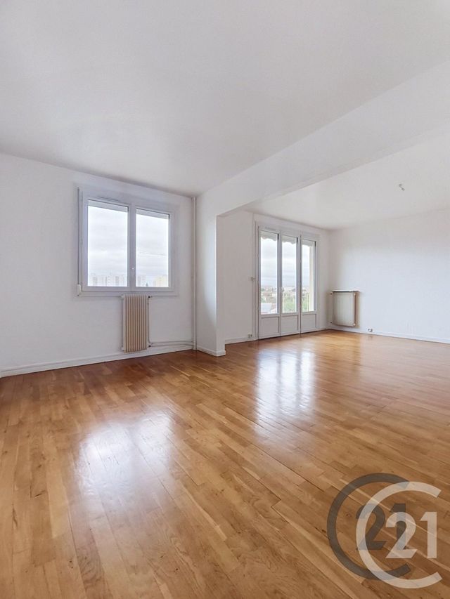 Appartement F4 à louer - 4 pièces - 73.56 m2 - ST ANDRE LES VERGERS - 10 - CHAMPAGNE-ARDENNE - Century 21 Martinot Immobilier
