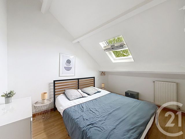 Appartement Duplex à louer - 4 pièces - 58.0 m2 - TROYES - 10 - CHAMPAGNE-ARDENNE - Century 21 Martinot Immobilier