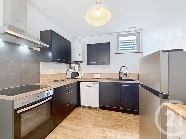 Appartement Duplex à louer - 4 pièces - 58.0 m2 - TROYES - 10 - CHAMPAGNE-ARDENNE - Century 21 Martinot Immobilier