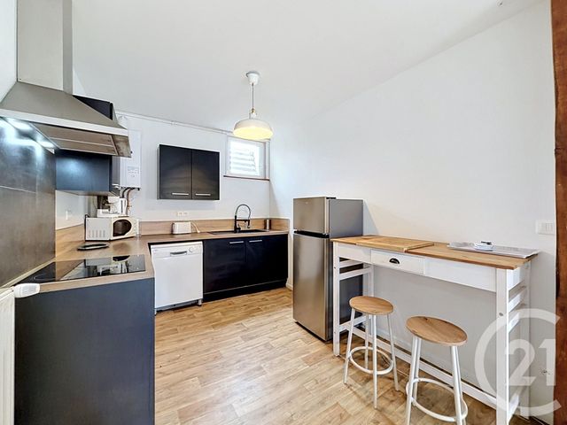 Appartement Duplex à louer - 4 pièces - 58.0 m2 - TROYES - 10 - CHAMPAGNE-ARDENNE - Century 21 Martinot Immobilier